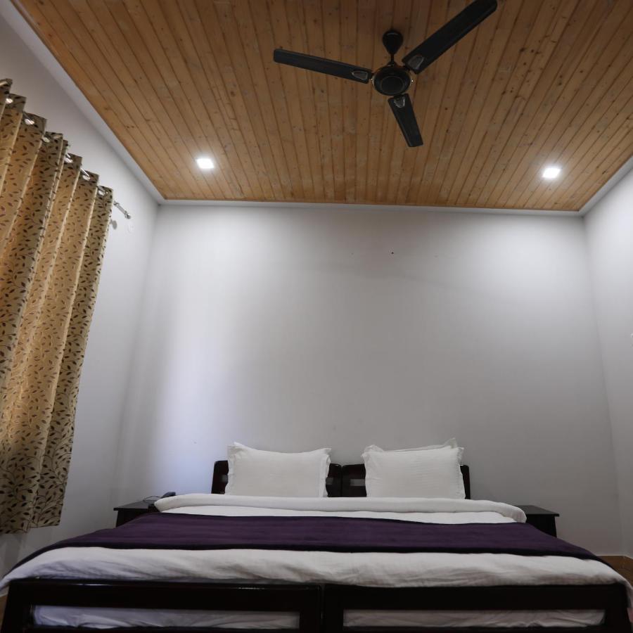 Le Roi Floating Huts & Eco Rooms Tehri New Tehri Экстерьер фото