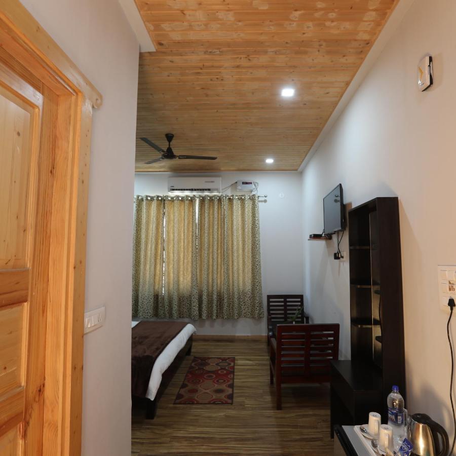 Le Roi Floating Huts & Eco Rooms Tehri New Tehri Экстерьер фото