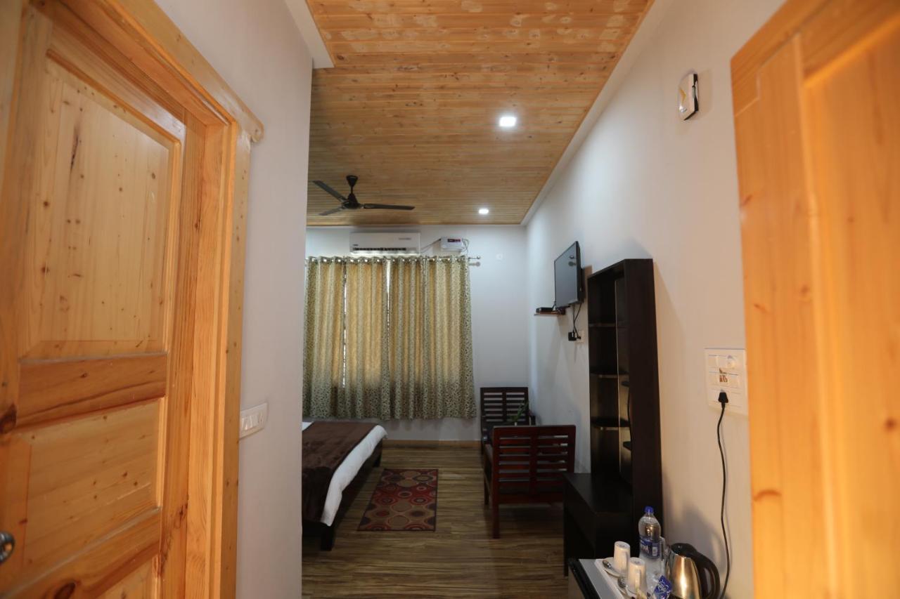 Le Roi Floating Huts & Eco Rooms Tehri New Tehri Экстерьер фото