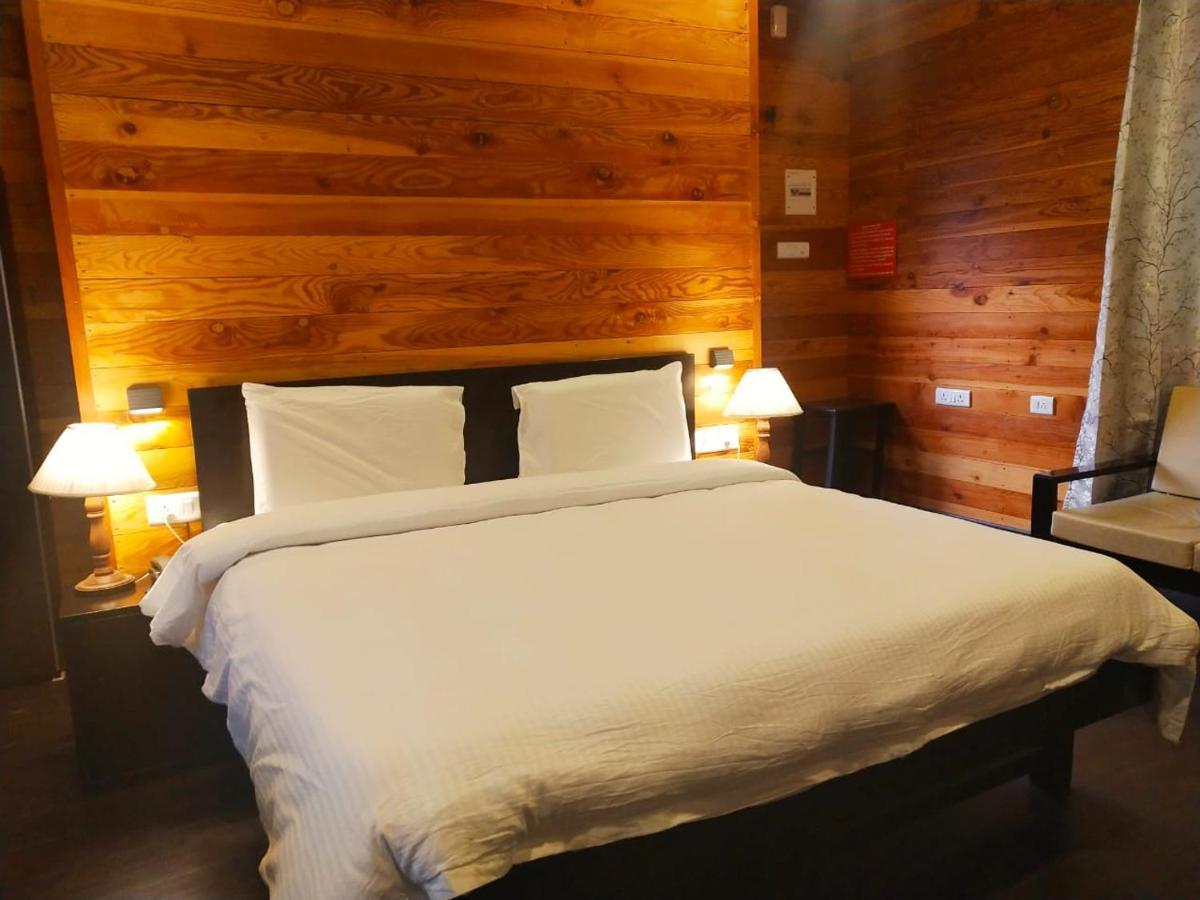 Le Roi Floating Huts & Eco Rooms Tehri New Tehri Экстерьер фото