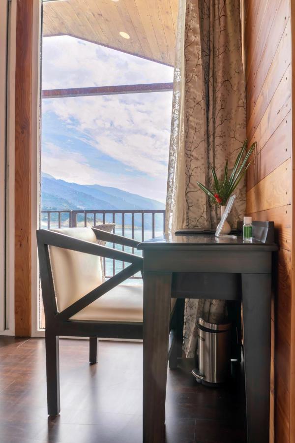 Le Roi Floating Huts & Eco Rooms Tehri New Tehri Экстерьер фото