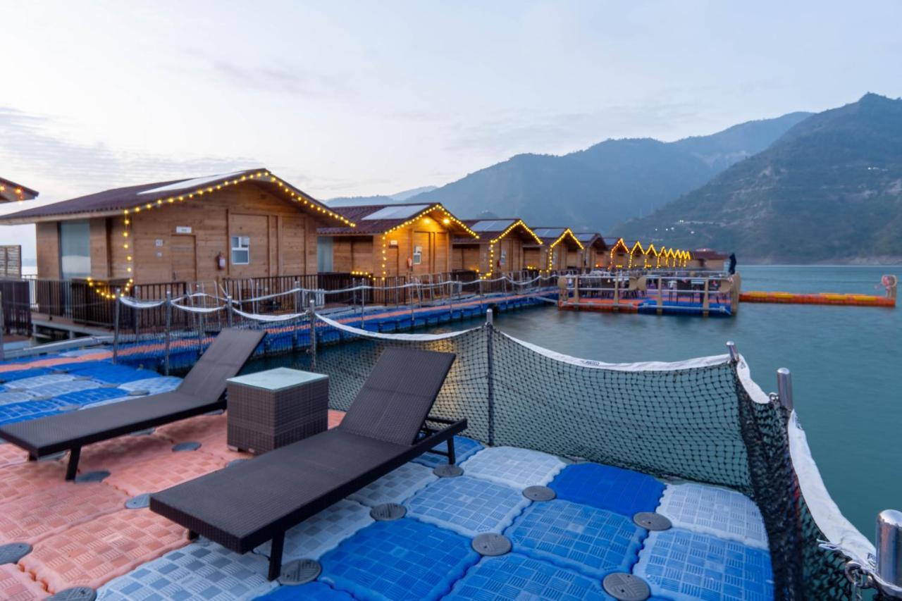 Le Roi Floating Huts & Eco Rooms Tehri New Tehri Экстерьер фото